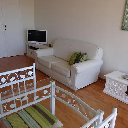 Appartement 2 Bedroom Modern In With Sea View