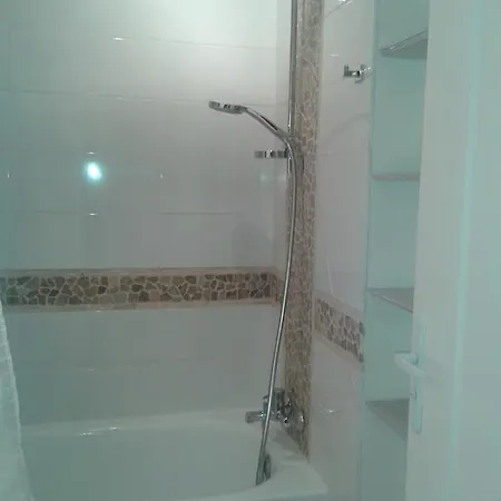 2 Bedroom Modern In With Sea View Appartement *