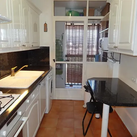Appartement 2 Bedroom Modern In With Sea View