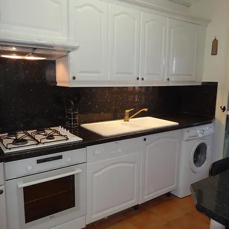 Appartement 2 Bedroom Modern In With Sea View *