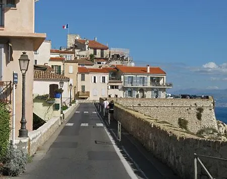 Appartement 2 Bedroom Modern In With Sea View